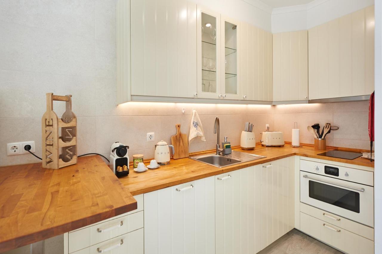 Cozy Beach House Sao Pedro Estoril São Pedro do Estoril المظهر الخارجي الصورة