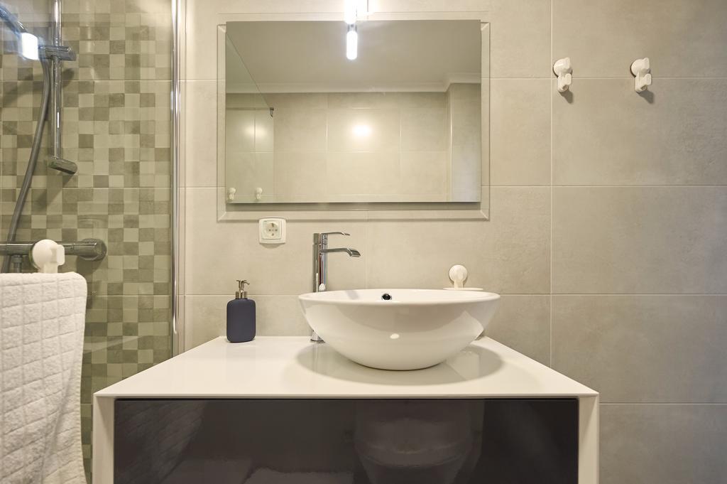 Cozy Beach House Sao Pedro Estoril São Pedro do Estoril المظهر الخارجي الصورة